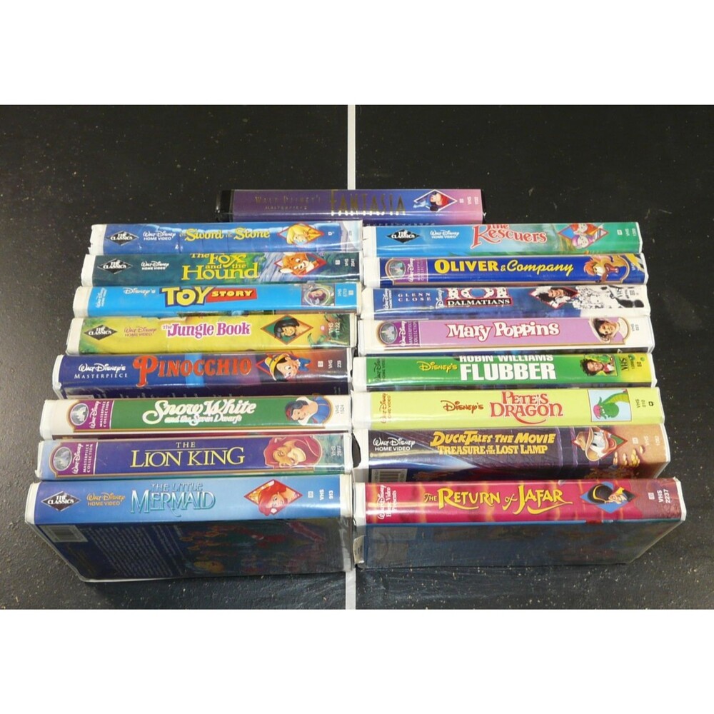 Walt Disney Home Video Classics & Masterpieces Clamshell VHS Movie Lot of 17